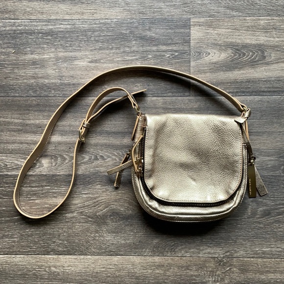 Vince Camuto Bags Vince Camuto Gold Metallic Crossbody Purse Poshmark